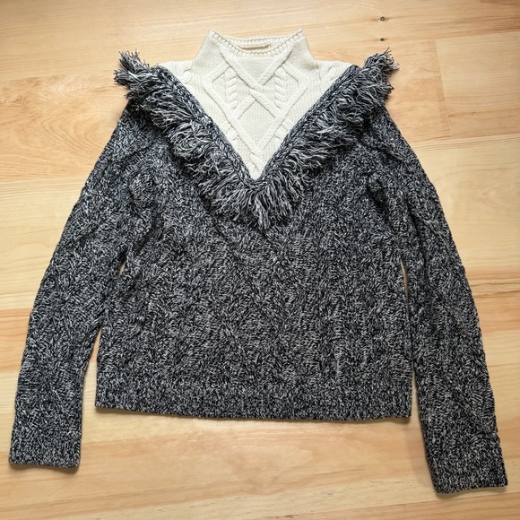 INTERMIX Sweaters - Intermix Sweater
